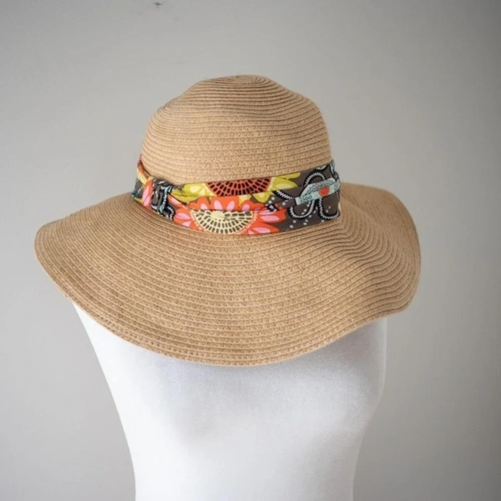 Vera Bradley Wide-Brimmed Floppy Straw Hat‎